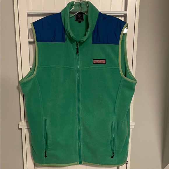 Vineyard Vines Green Fleece Vest with Blue Accents - Picture 1 of 2
